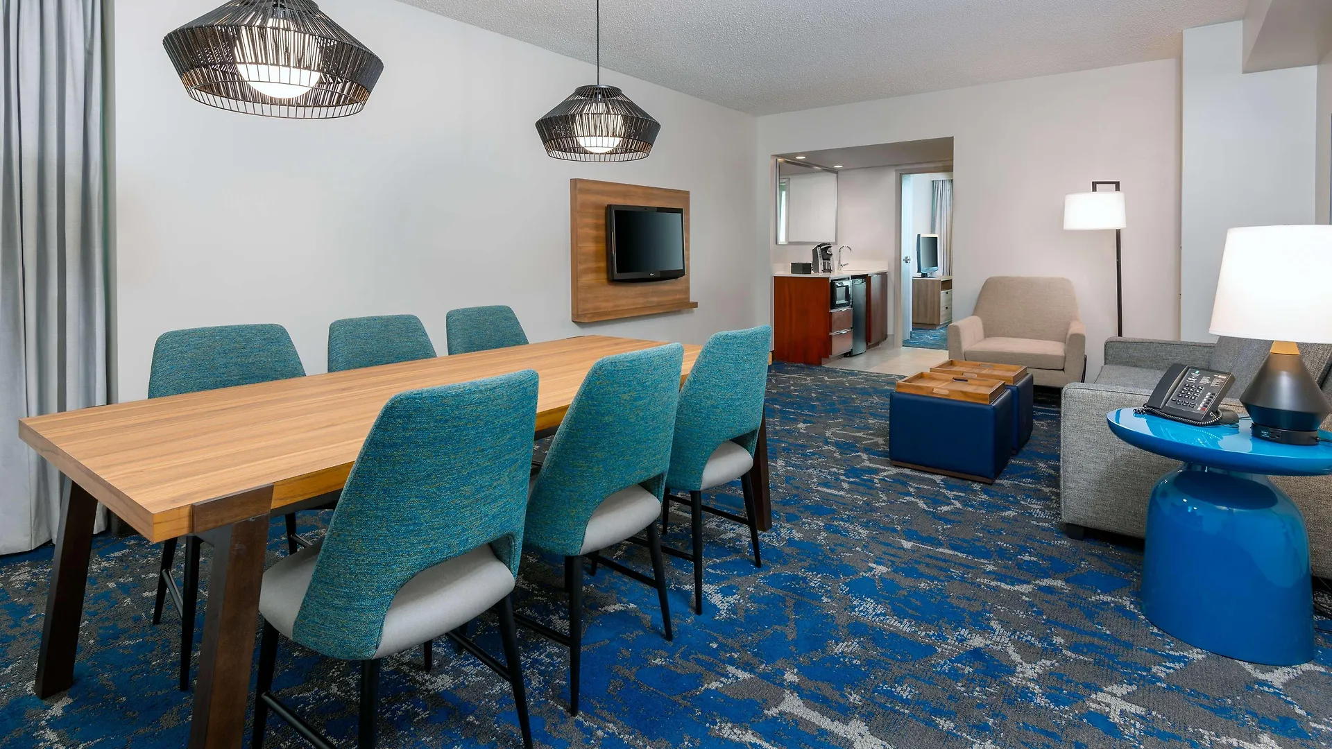 Embassy Suites By Hilton Tampa Usf Near Busch Gardens 3*,