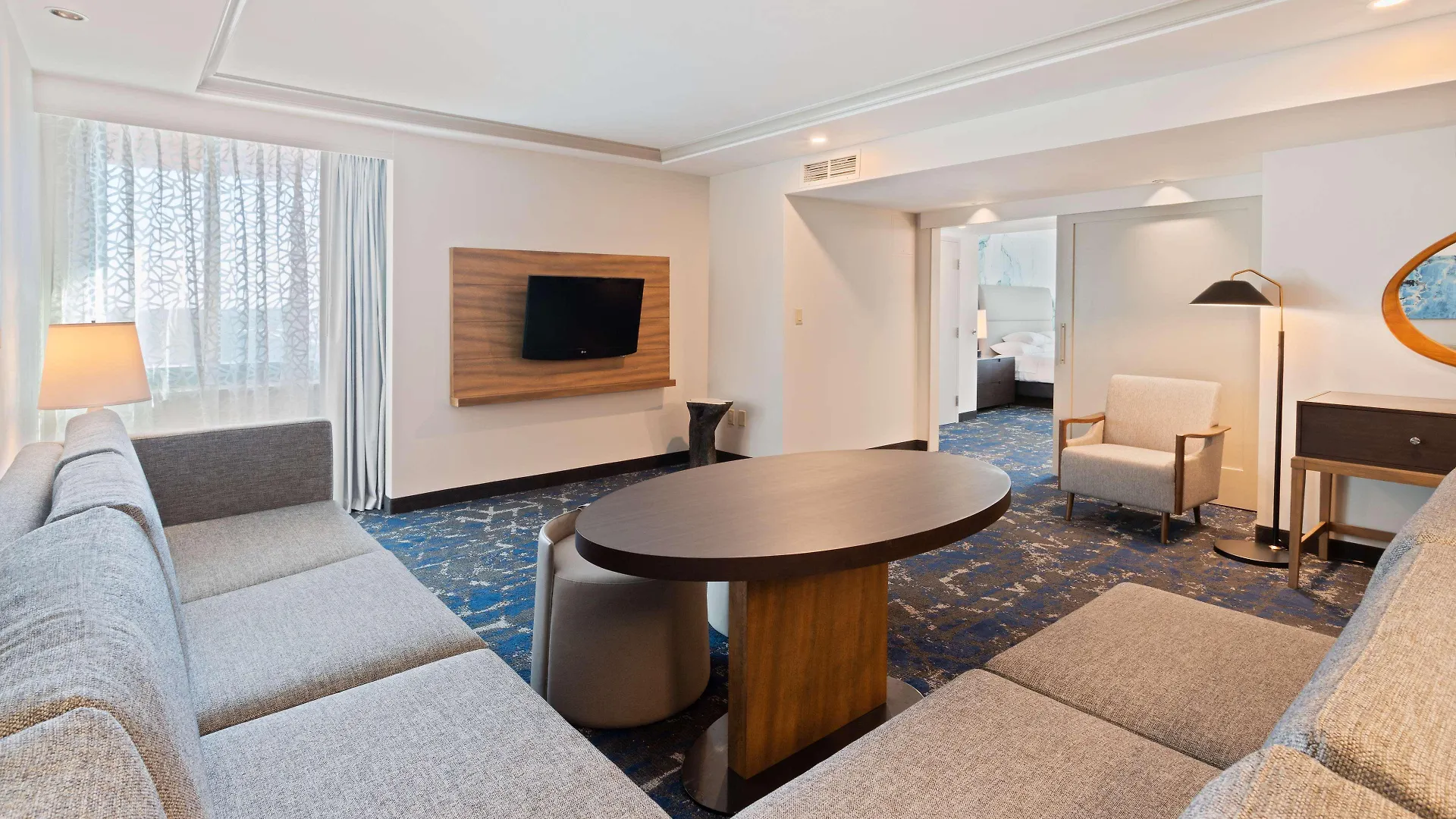 Embassy Suites By Hilton Tampa Usf Near Busch Gardens Estados Unidos