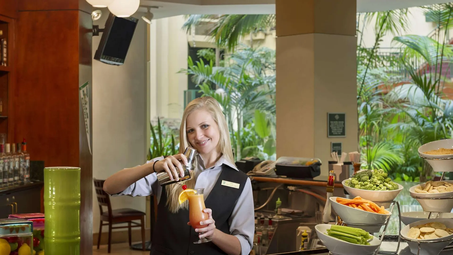 Embassy Suites By Hilton Tampa Usf Near Busch Gardens