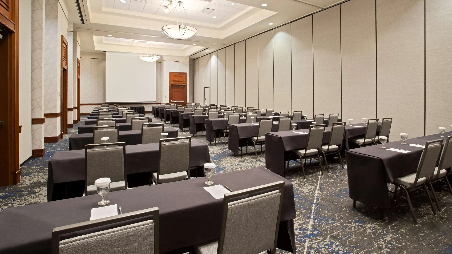 Embassy Suites By Hilton Tampa Usf Near Busch Gardens 3*,  United States