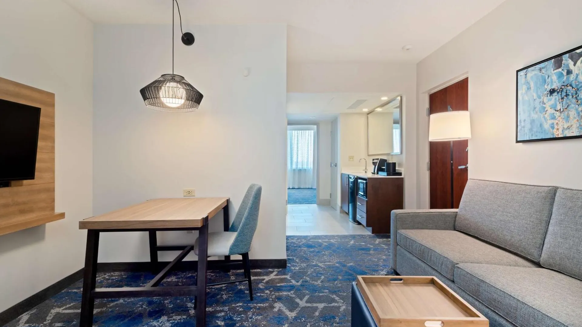 Embassy Suites By Hilton Tampa Usf Near Busch Gardens Estados Unidos