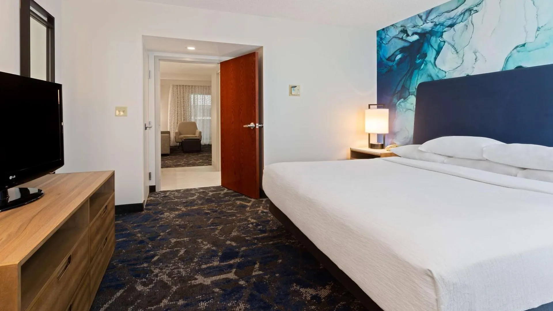 Hotel Embassy Suites By Hilton Tampa Usf Near Busch Gardens