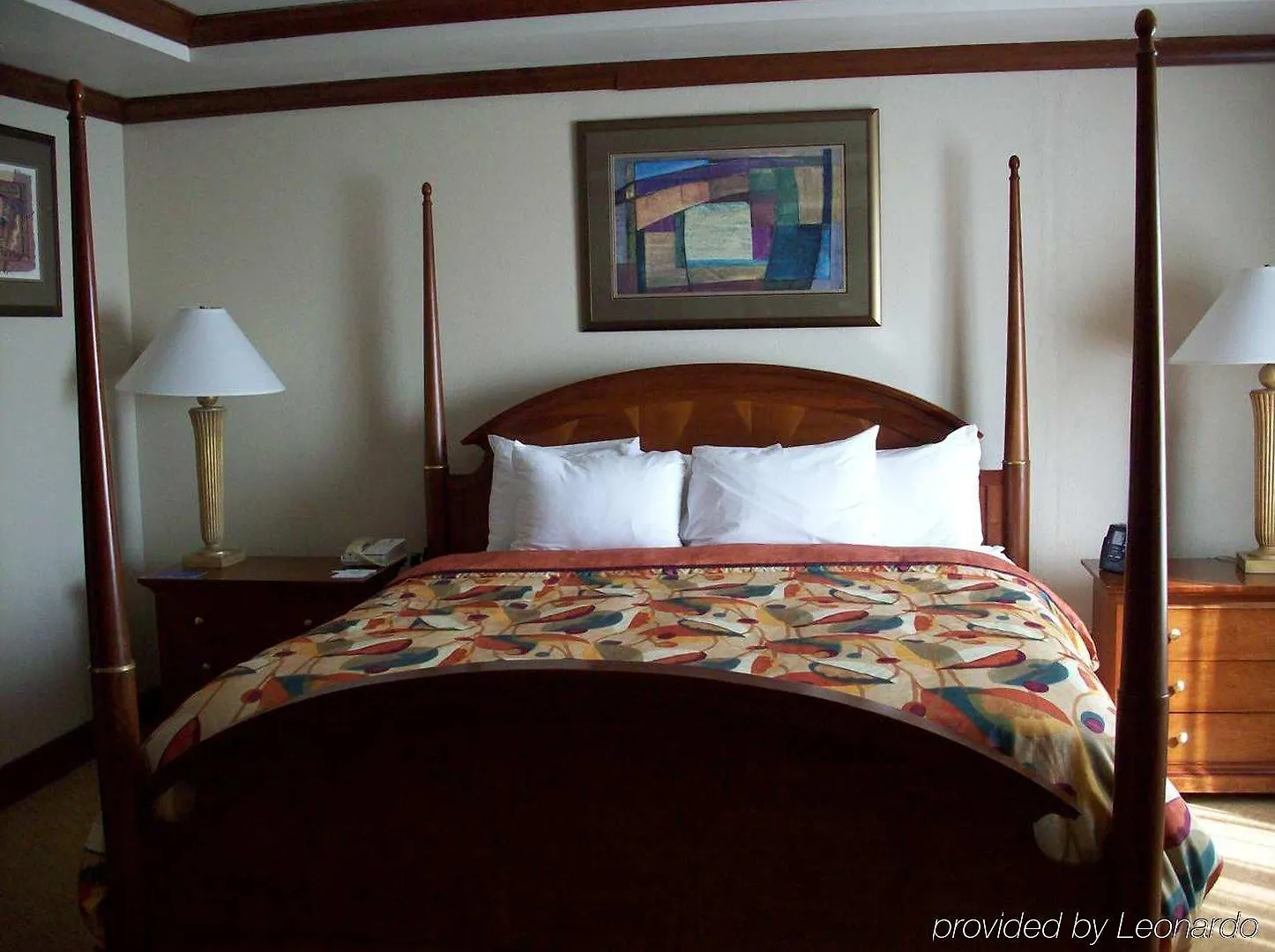Hotel Embassy Suites By Hilton Tampa Usf Near Busch Gardens