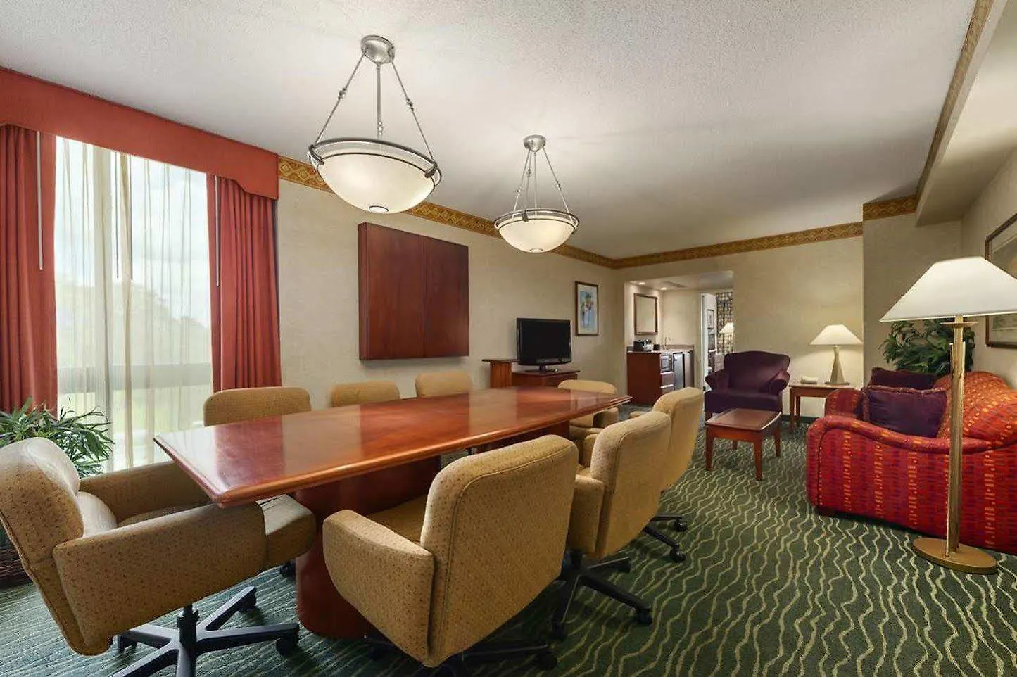 Embassy Suites By Hilton Tampa Usf Near Busch Gardens Hotel